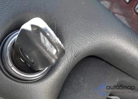 1997 Mercedes-Benz E 320 из США, поврежденный, VIN WDBJF55FXVJ026005